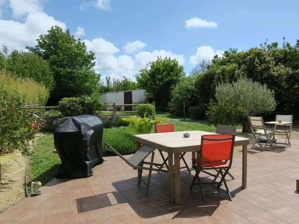 Maison De Charme Avec Jardin, Terrasse Et Wifi, A 600M De La Mer A Pleumeur-Bodou - Fr-1-368-294