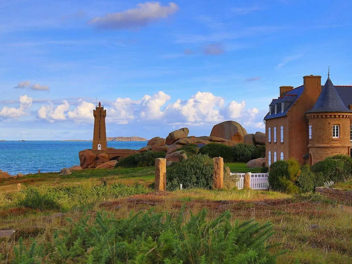 Дом отдыха Maison De Charme Avec Jardin, Terrasse Et Wifi, A 600M De La Mer A Pleumeur-Bodou - Fr-1-368-294
